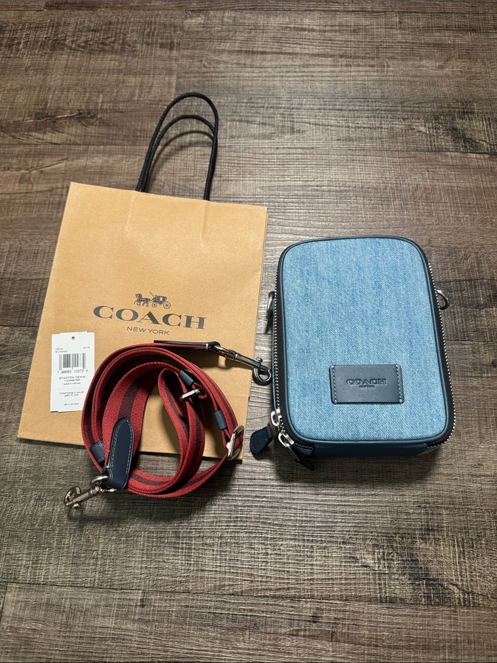 NWT Coach Stanton Denim Blue Crossbody with Red Stripe Strap